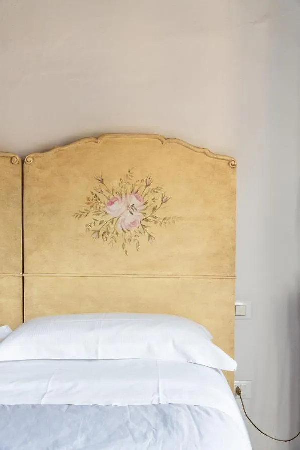 Comfy Apartment Near Palazzo Pitti Florença